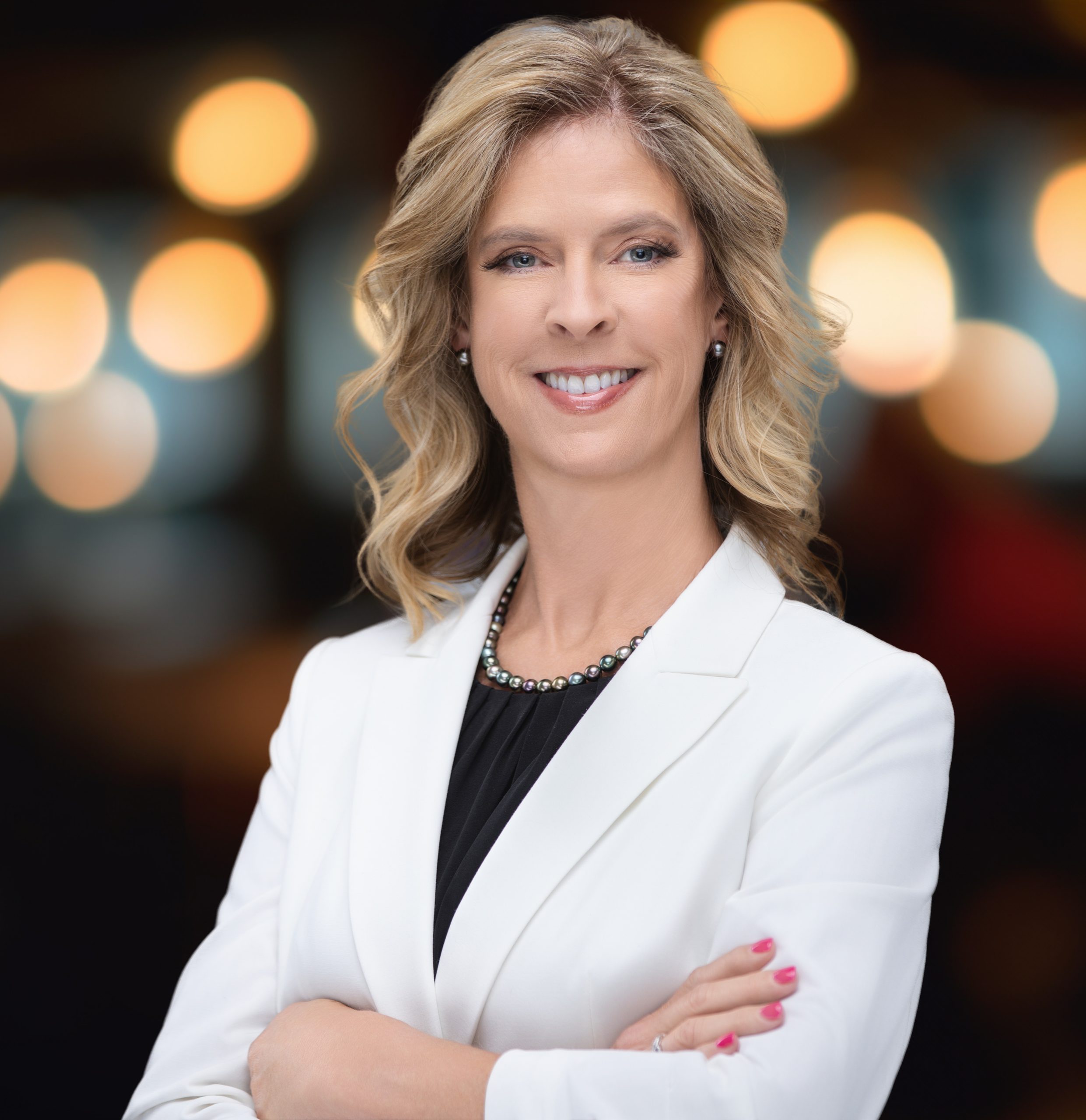 Cindy Weingartner Headshot V2